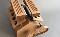 【视频】牛人打造布加迪威龙16缸发动机模型，虽用的是纸板，但真能动起来